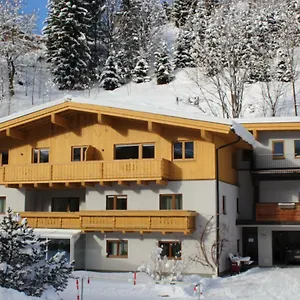 Schoenfeld Appartement Saalbach-Hinterglemm